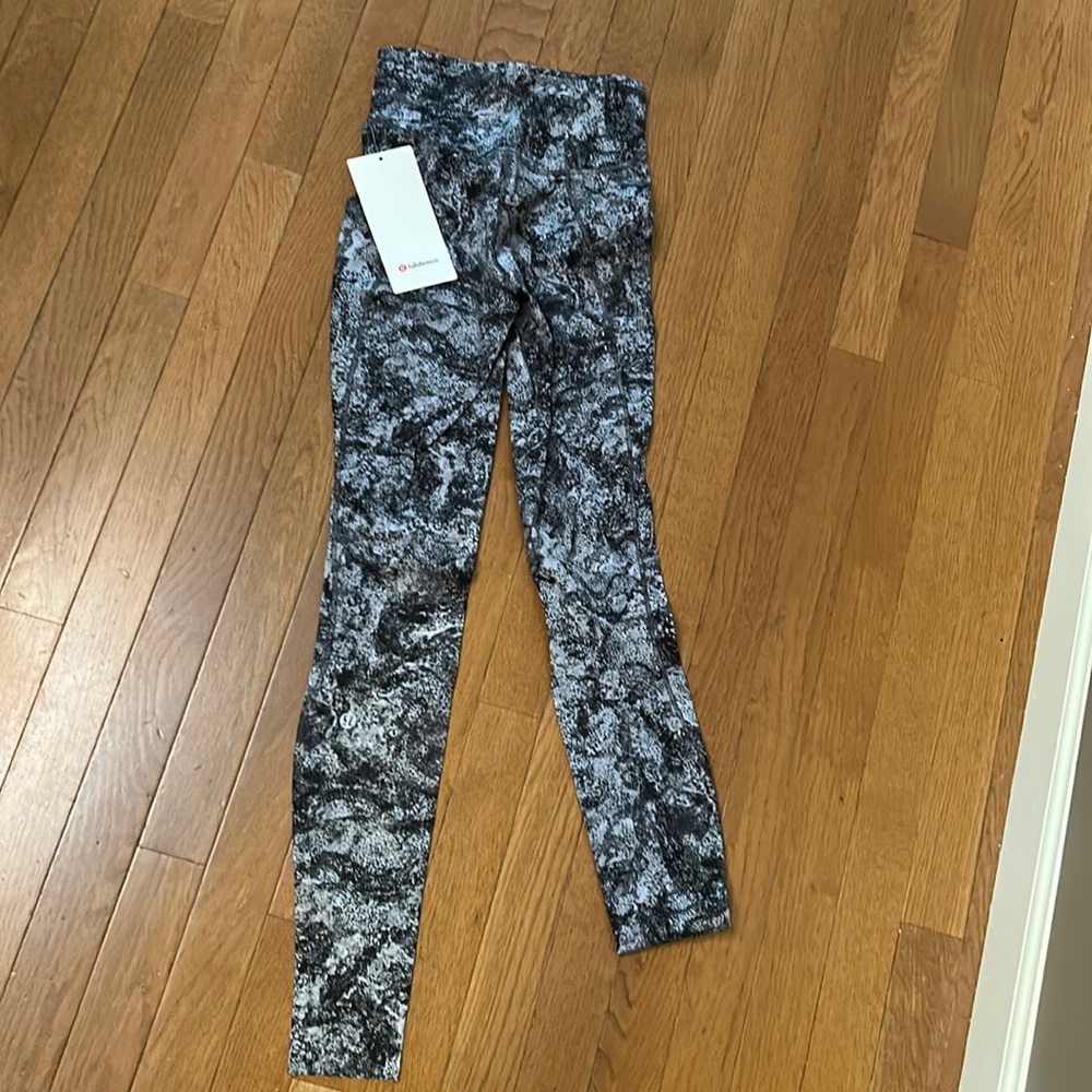 Lululemon leggings size 2